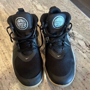 Like new Team Hustle boys Nike basketball shoes. Worn once. 5.5 Y.